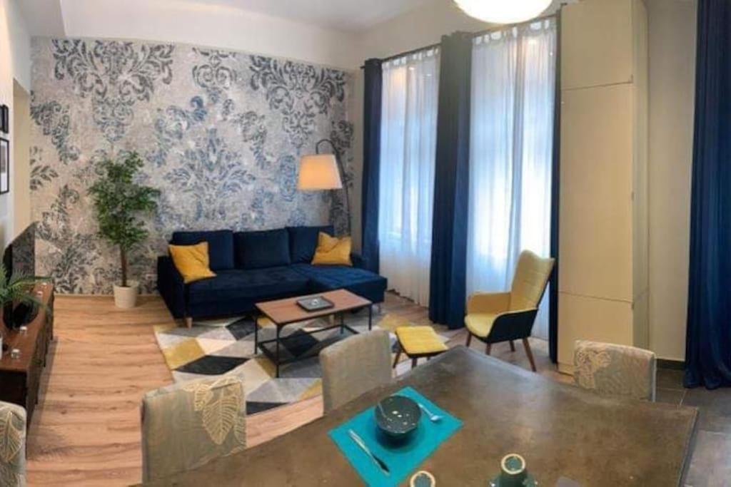Gozsdu Top Suite Budapest Exterior photo